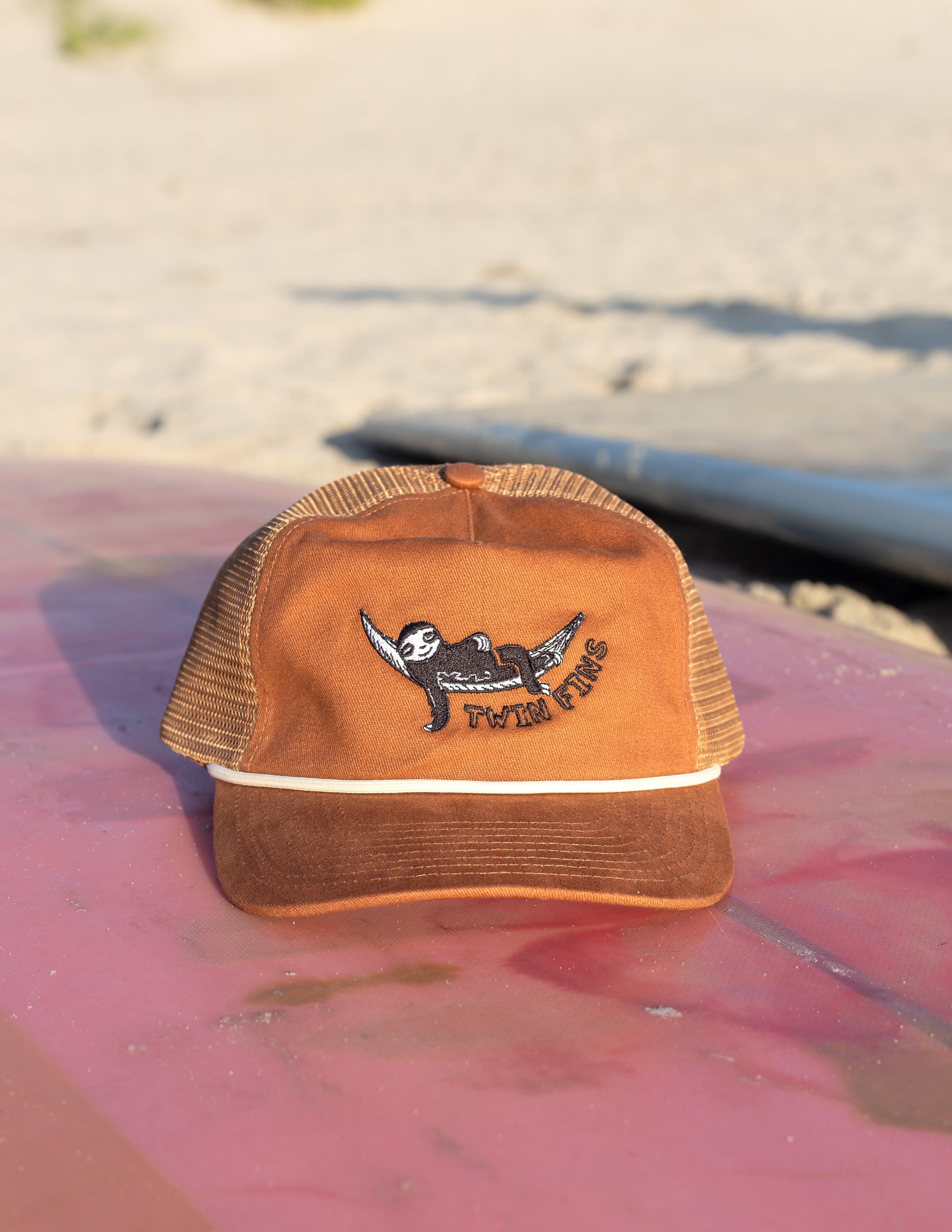 Rope Sloth Trucker